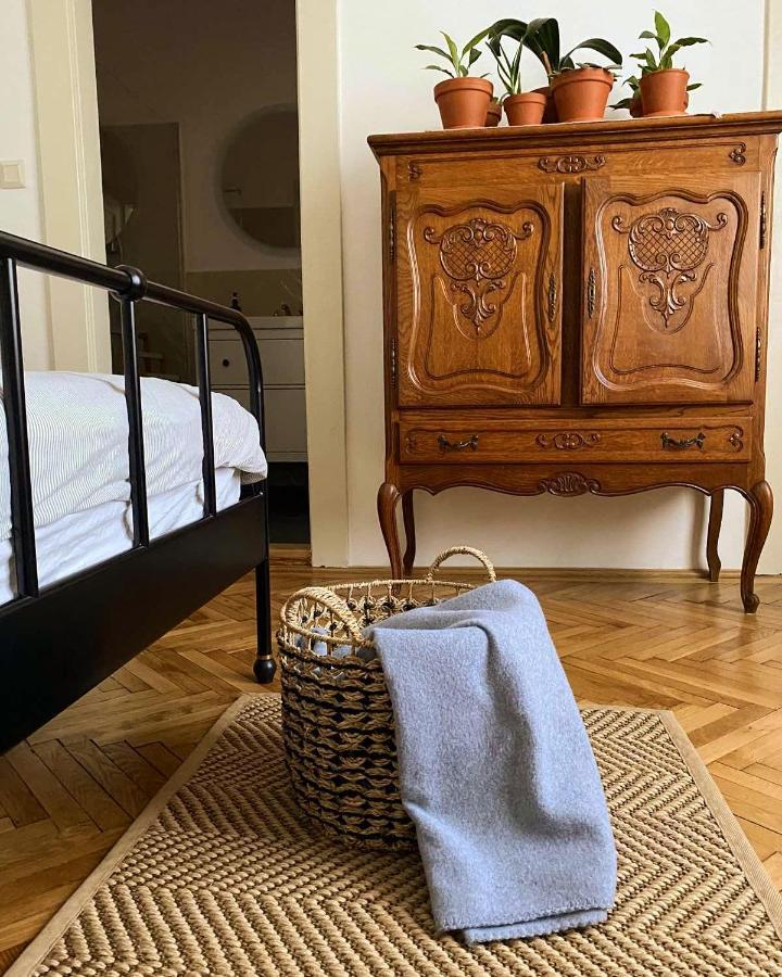 Romantic Apartment In The City Centre Банска-Штьявница Экстерьер фото
